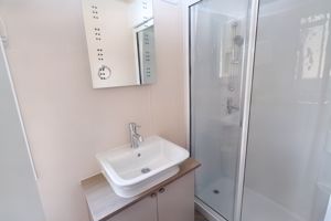 REGAL ARTISAN- click for photo gallery